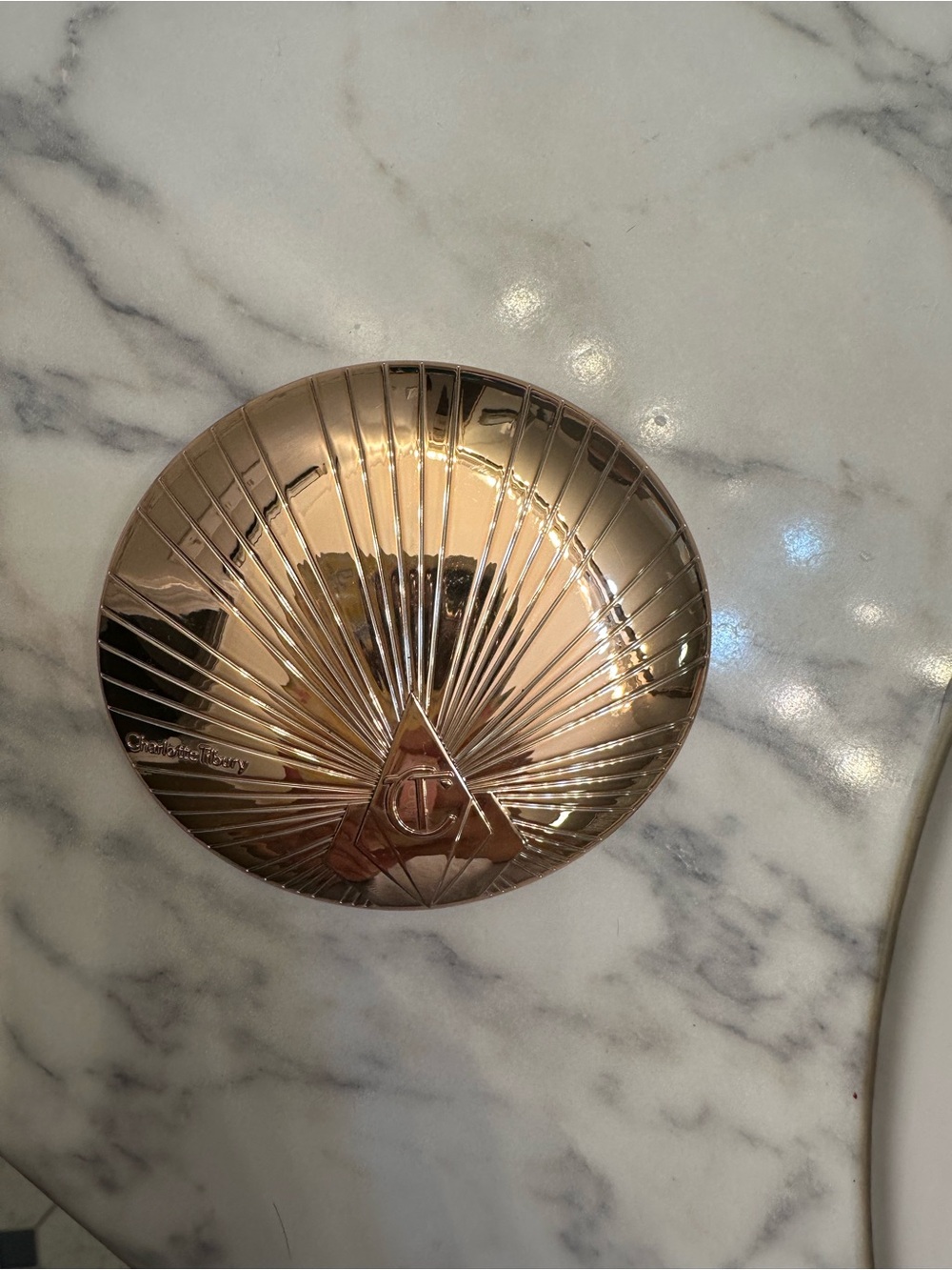 Charlotte Tilbury Rose Gold Radiant Compact